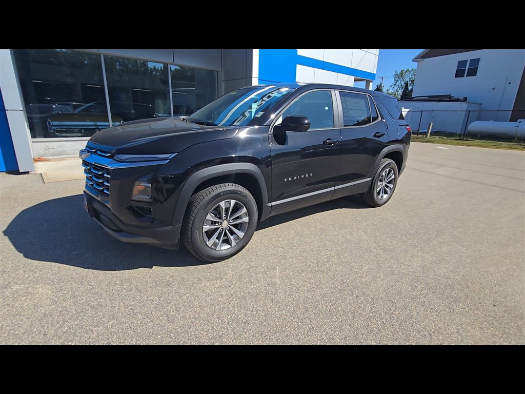 New 2026 Chevrolet Equinox LT w/ Convenience Package II image 4