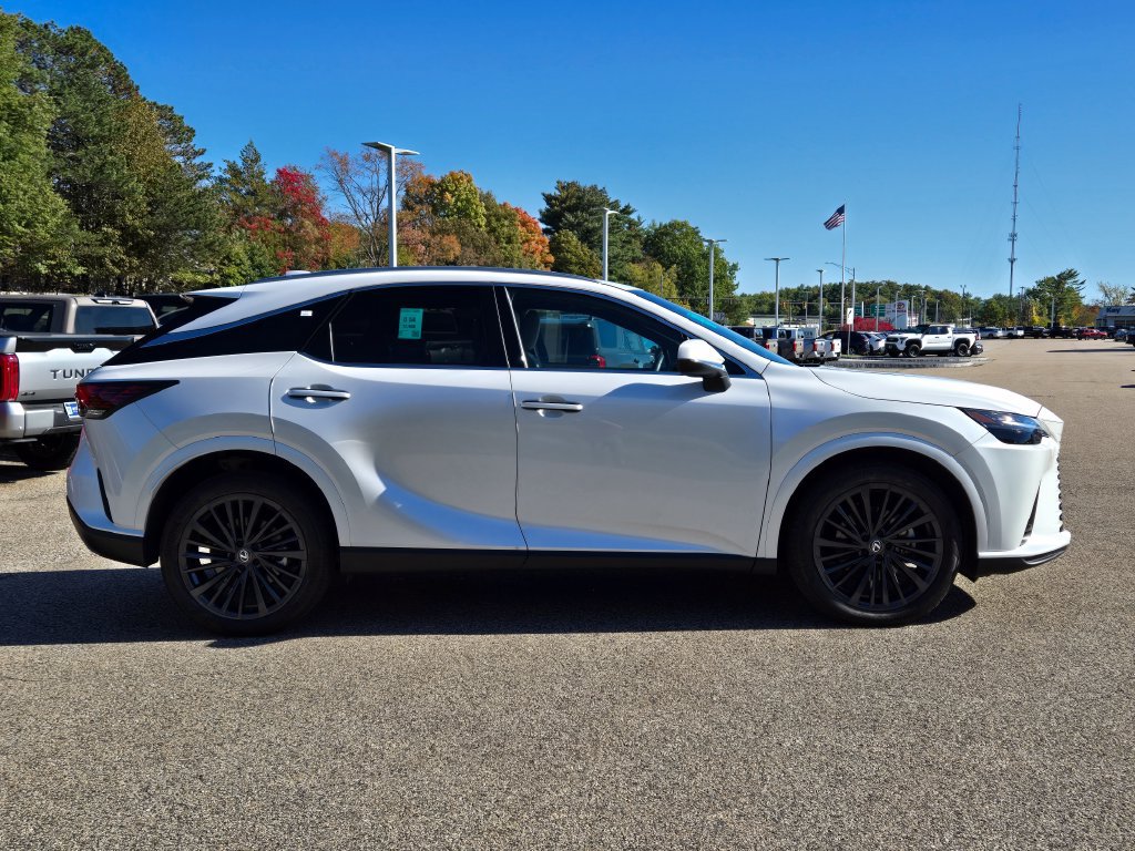 Used 2025 Lexus RX 350 Premium w/ Accessory Package AWD/4WD image 7