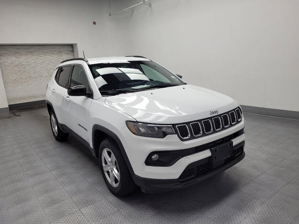 Used 2024 Jeep Compass Latitude image 13