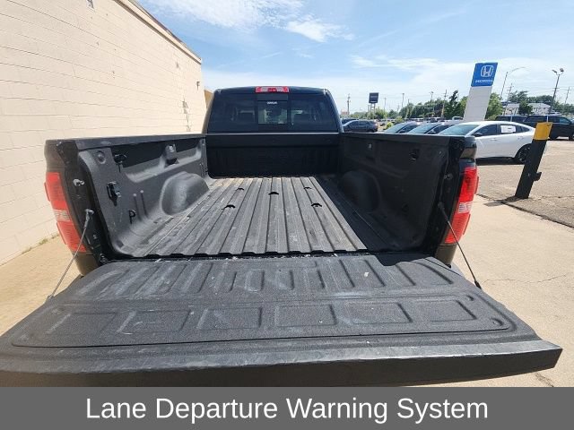 Used 2018 GMC Sierra 2500 Denali w/ Duramax Plus Package AWD/4WD image 12