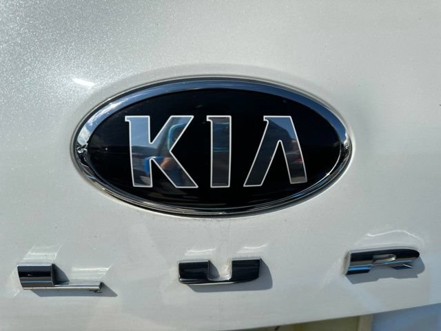Used 2020 Kia Telluride EX AWD/4WD image 6