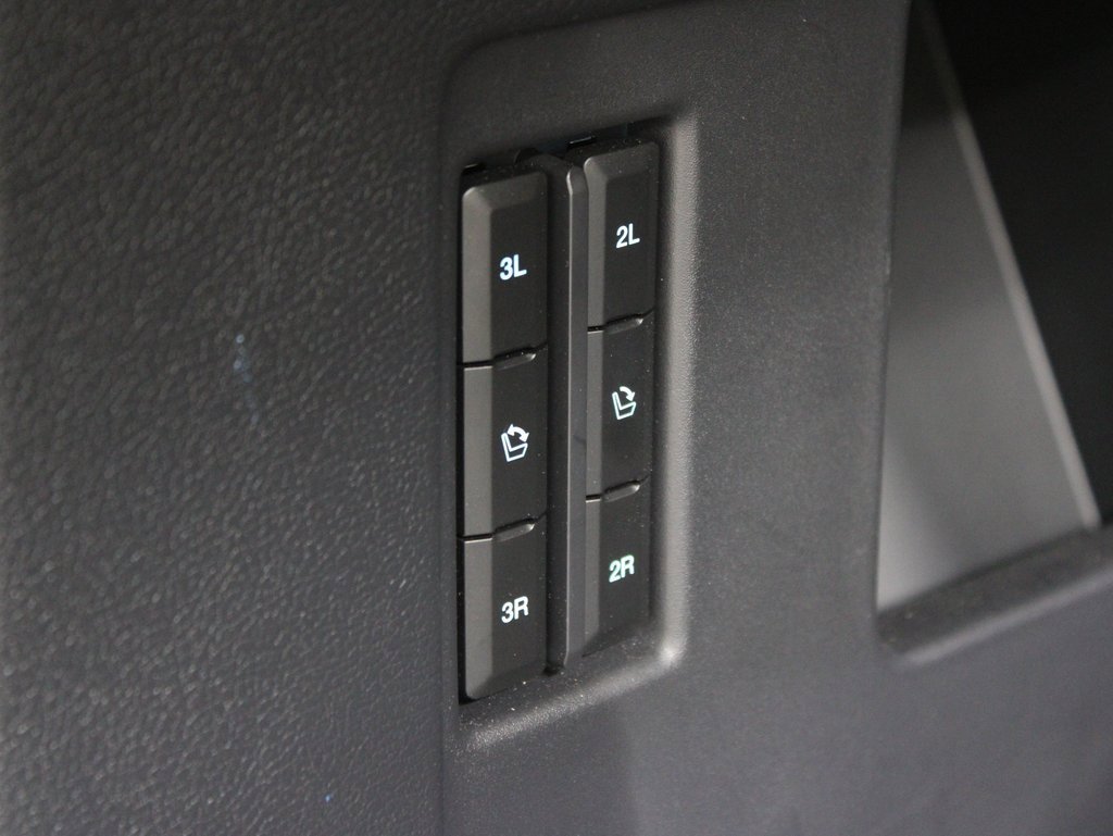 Used 2024 Ford Expedition Platinum image 44