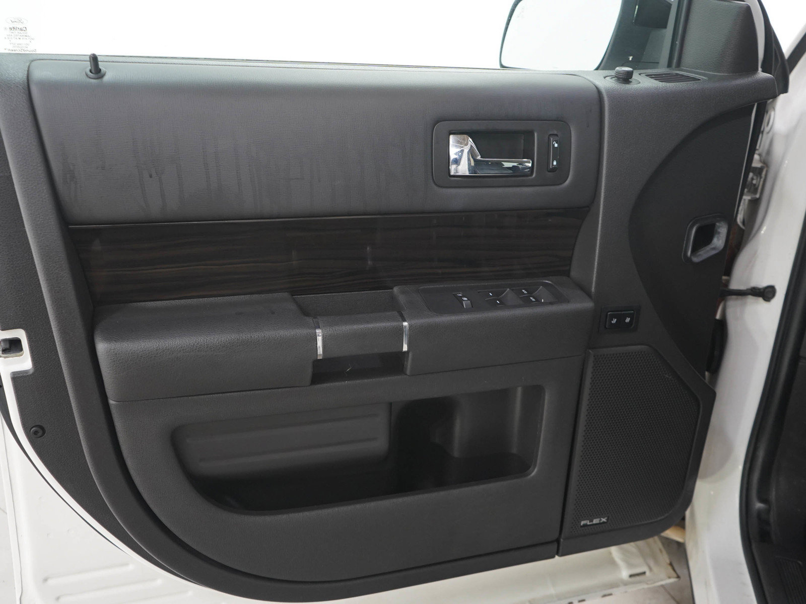 Used 2016 Ford Flex SEL w/ Equipment Group 202A AWD/4WD image 22