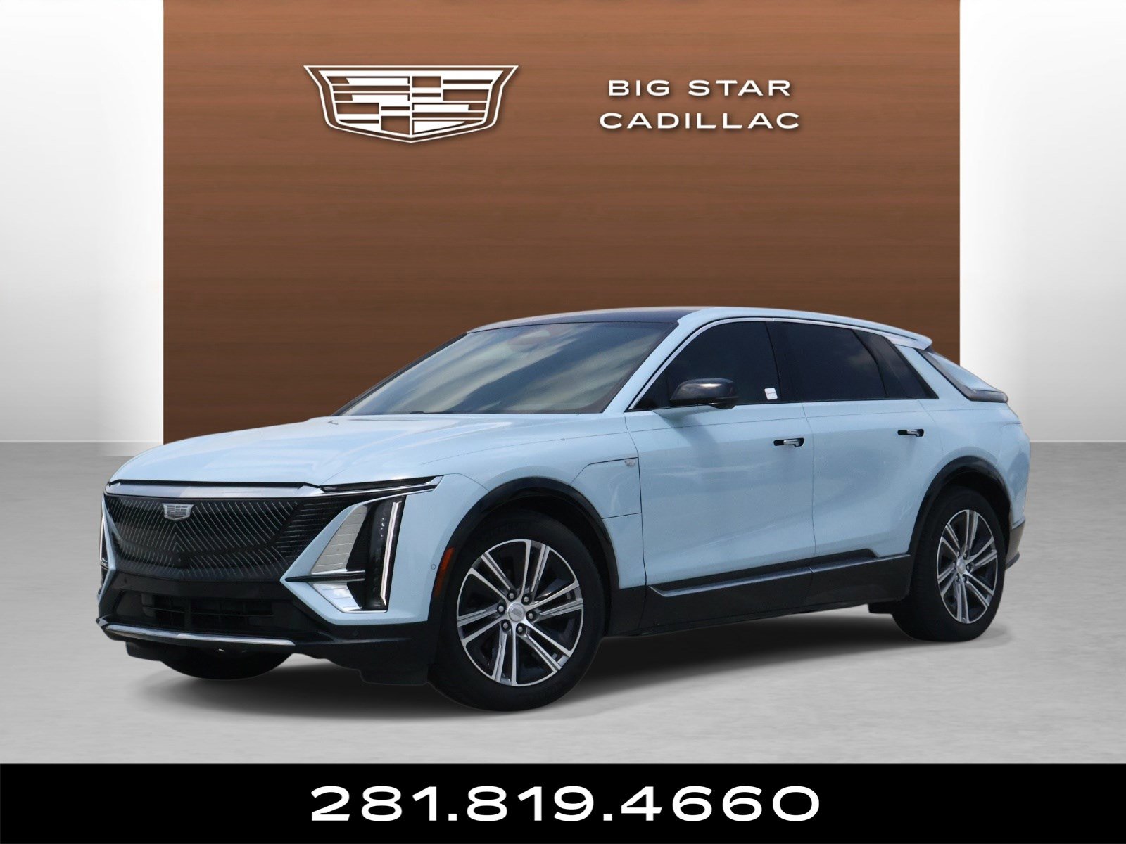 Used 2024 Cadillac Lyriq Luxury RWD image 1
