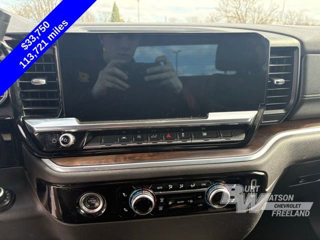 Used 2022 GMC Sierra 1500 SLT AWD/4WD image 19