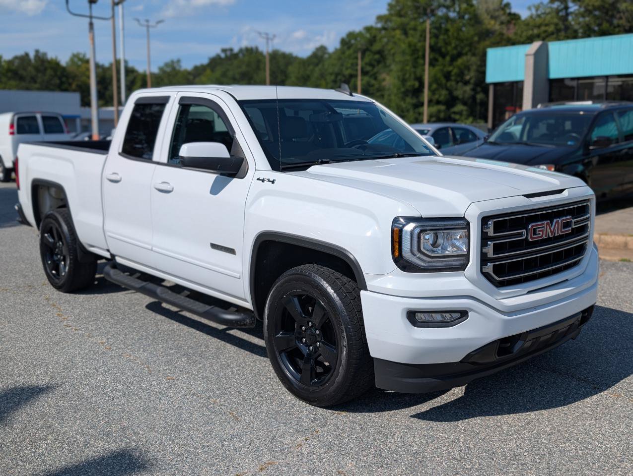 Used 2019 GMC Sierra 1500 Limited w/ Elevation Edition AWD/4WD image 9