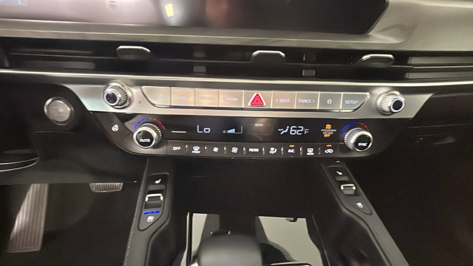Used 2024 Kia Telluride EX X-Line AWD/4WD image 27
