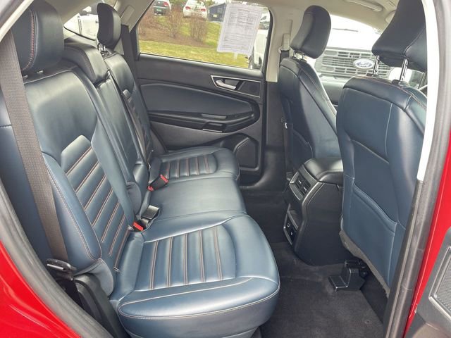 Used 2022 Ford Edge SEL w/ Sport Appearance Package AWD/4WD image 22