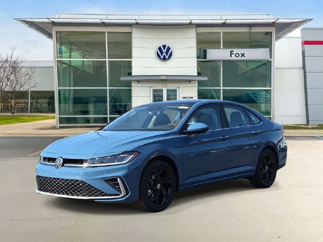 New 2027 Volkswagen Jetta SE FWD image 2