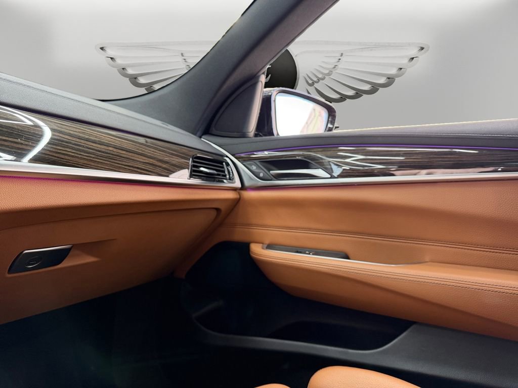 Used 2018 BMW 640i Gran Turismo xDrive image 18