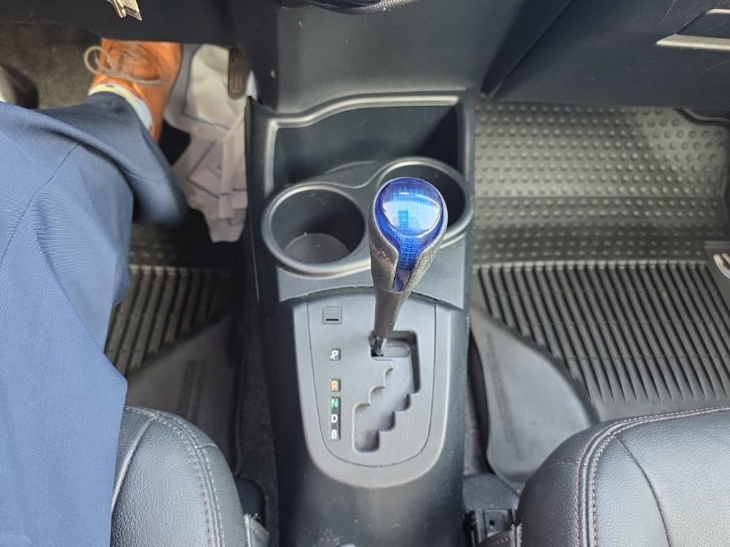 Used 2018 Toyota Prius C One FWD image 24