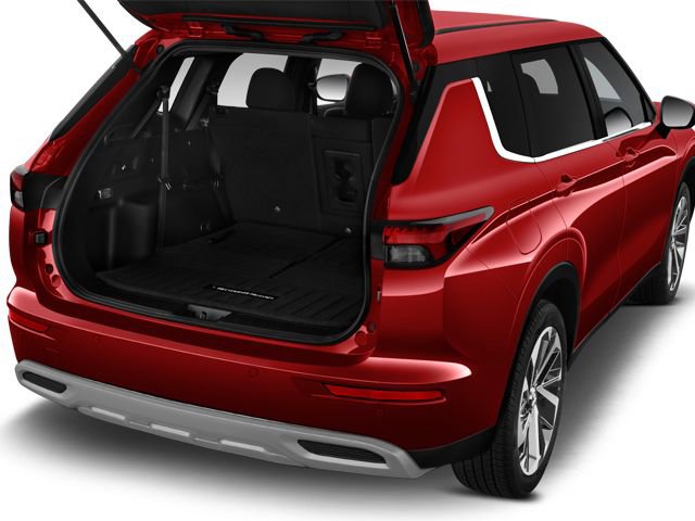 Used 2023 Mitsubishi Outlander SE image 7