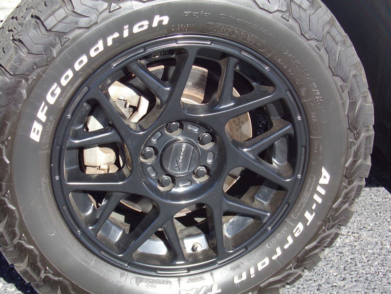 Used 2019 Toyota RAV4 LE AWD/4WD image 19