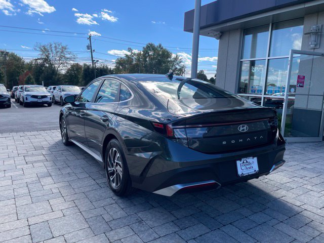 Used 2026 Hyundai Sonata Blue FWD image 4