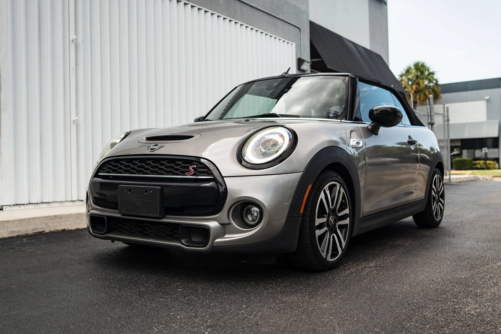 Used 2020 MINI Cooper S FWD image 2