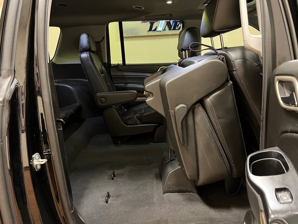 Used 2020 GMC Yukon XL Denali w/ Denali Premium Package RWD image 45