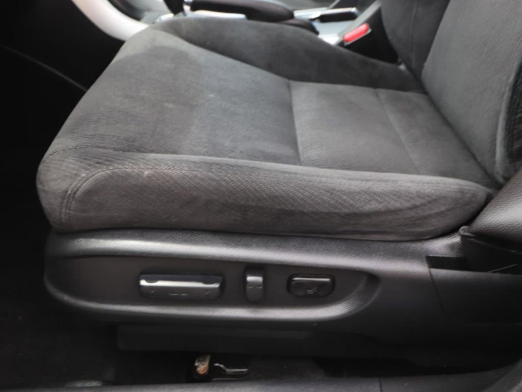 Used 2013 Honda Accord EX image 17