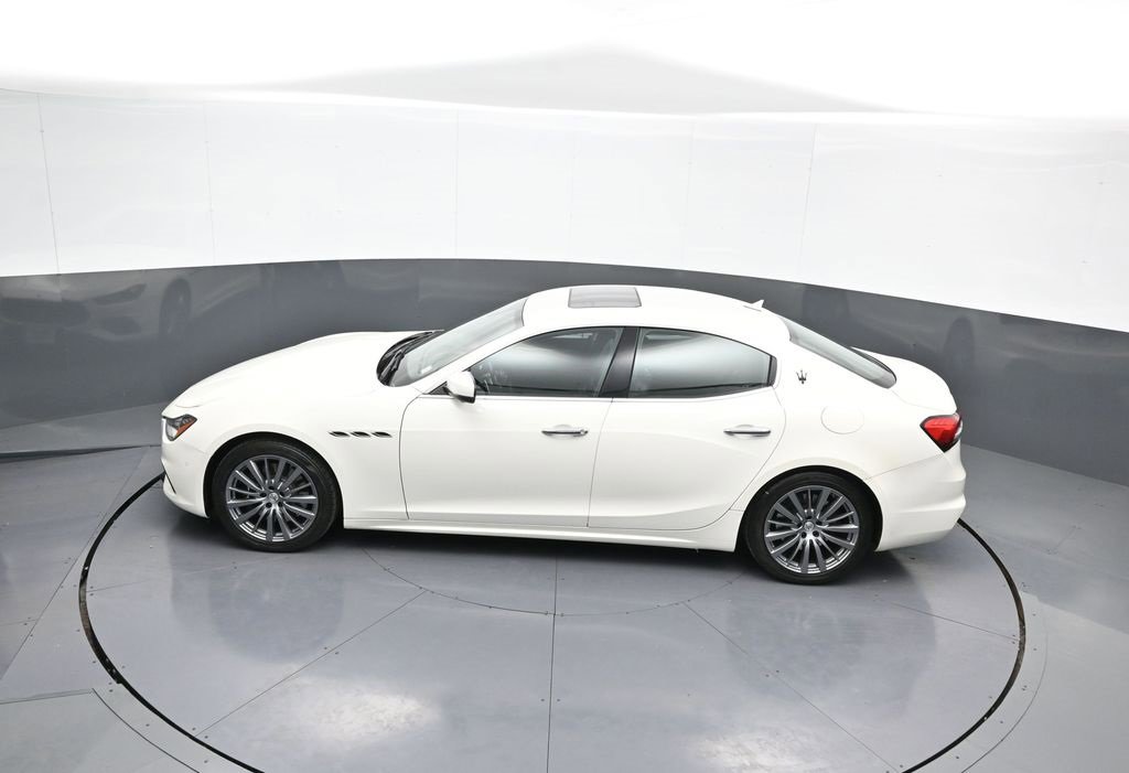 Used 2022 Maserati Ghibli Modena image 42