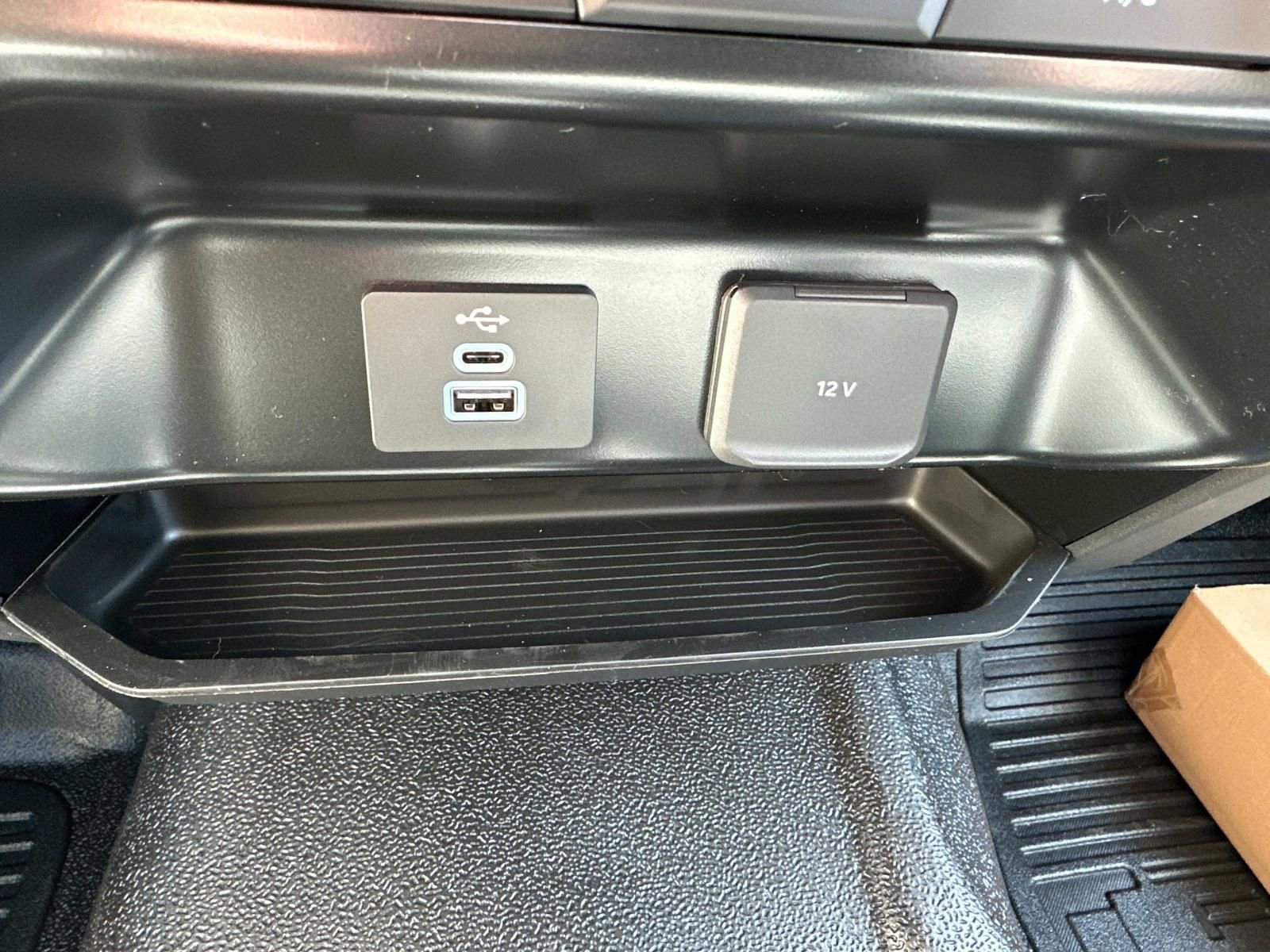 New 2025 Ford F350 XL image 7