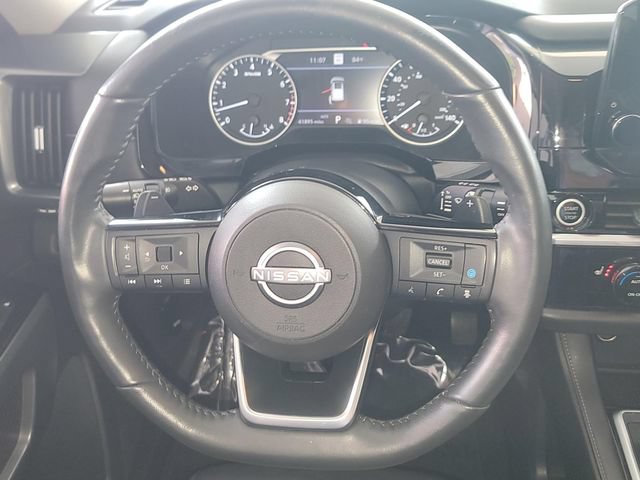 Used 2024 Nissan Pathfinder SL AWD/4WD image 14