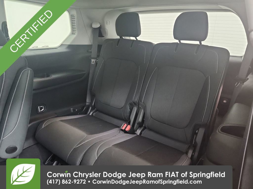 Used 2023 Jeep Grand Cherokee L Laredo AWD/4WD image 22