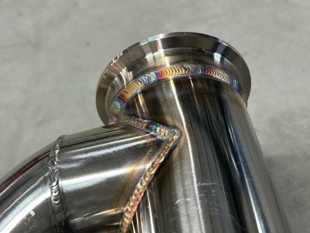 Used 2018 Audi R8 V10 w/ Premium Package image 32