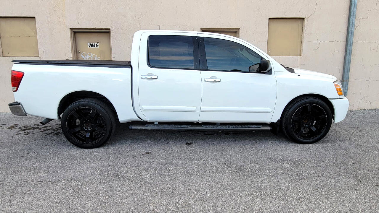 Used 2007 Nissan Titan SE image 17