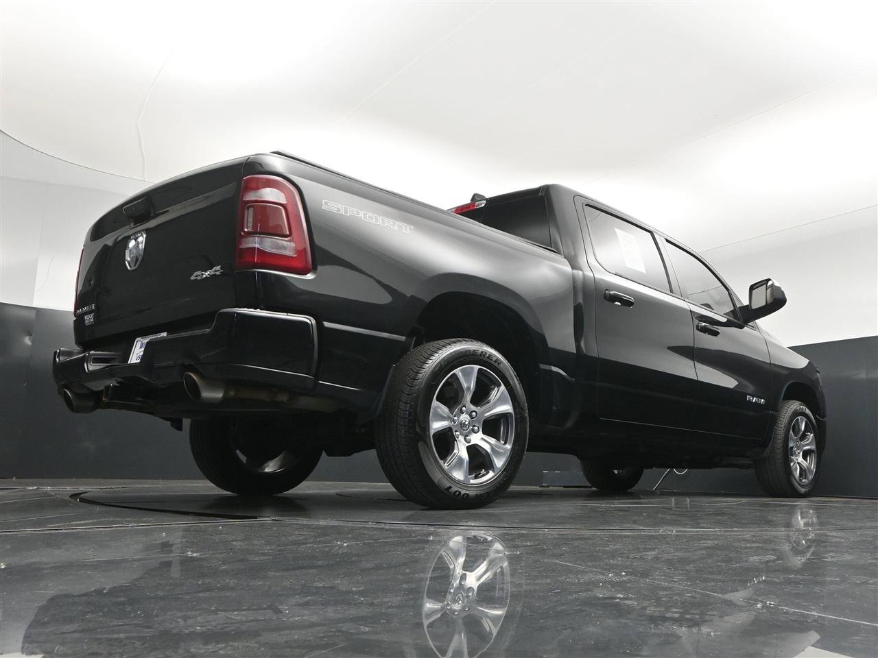 Used 2023 RAM 1500 Laramie AWD/4WD image 33