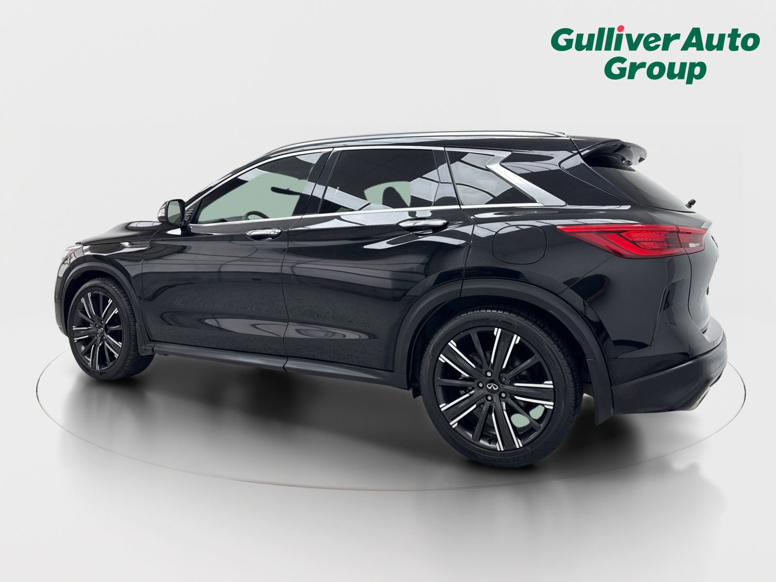 Used 2021 INFINITI QX50 Luxe w/ Appearance Package FWD image 4