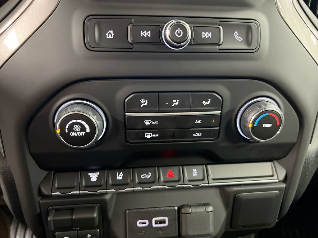 New 2026 Chevrolet Silverado 3500 W/T AWD/4WD image 11