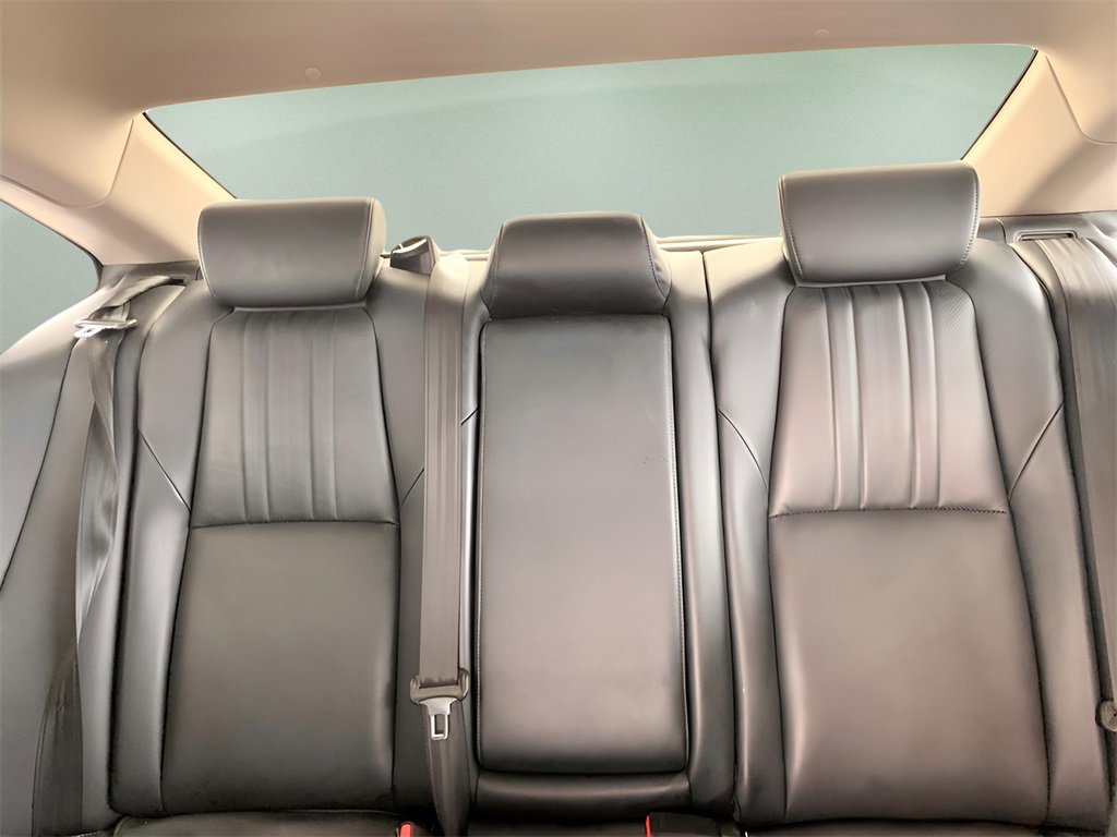 Used 2018 Honda Accord Touring image 38
