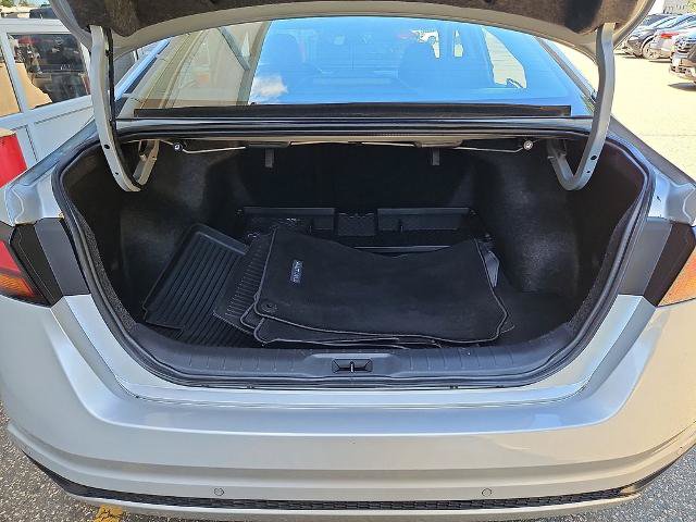 Certified 2024 Nissan Altima 2.5 SV FWD image 29
