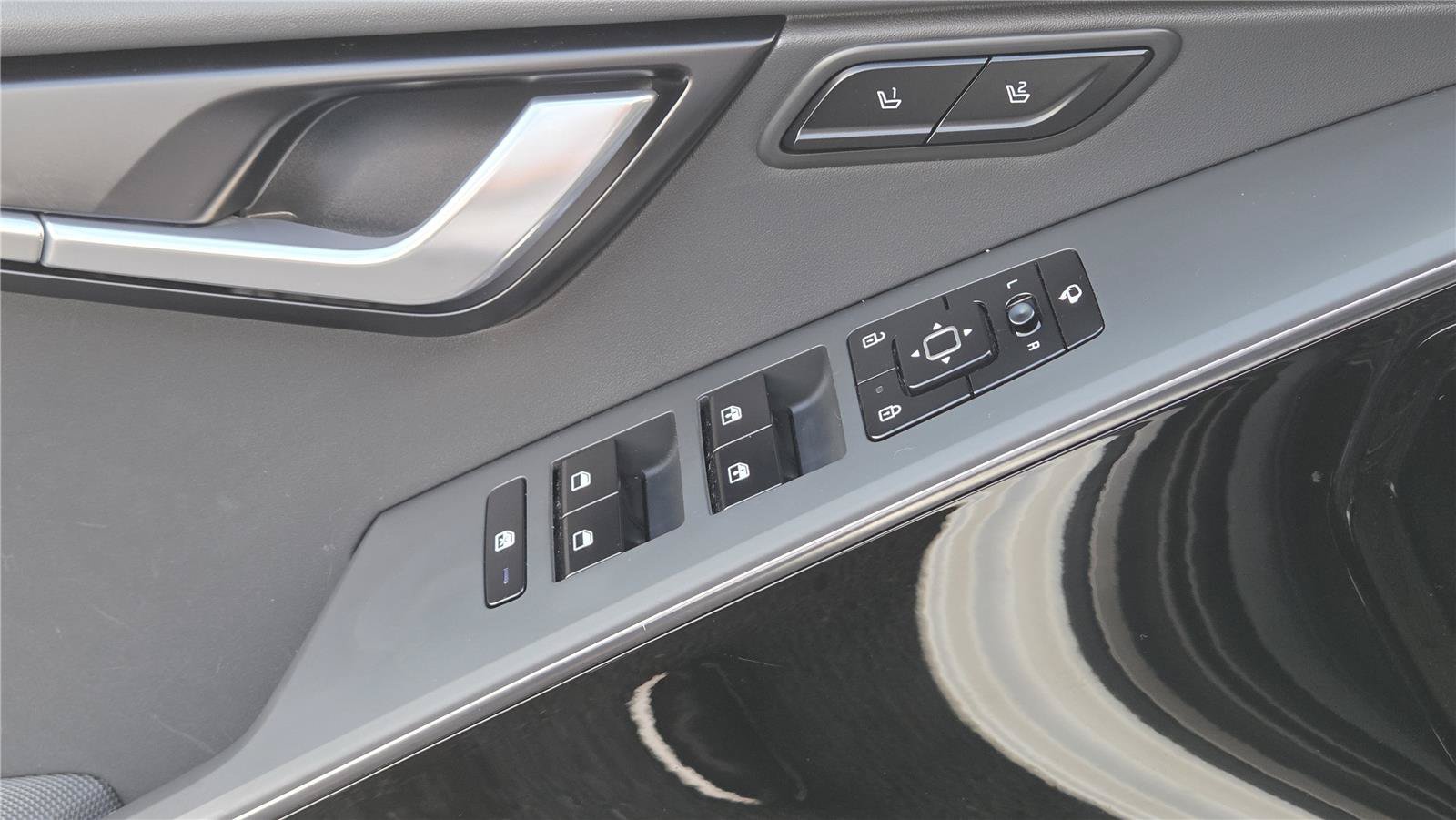 Certified 2023 Kia Niro Wave w/ Wave Preserve Package FWD image 14