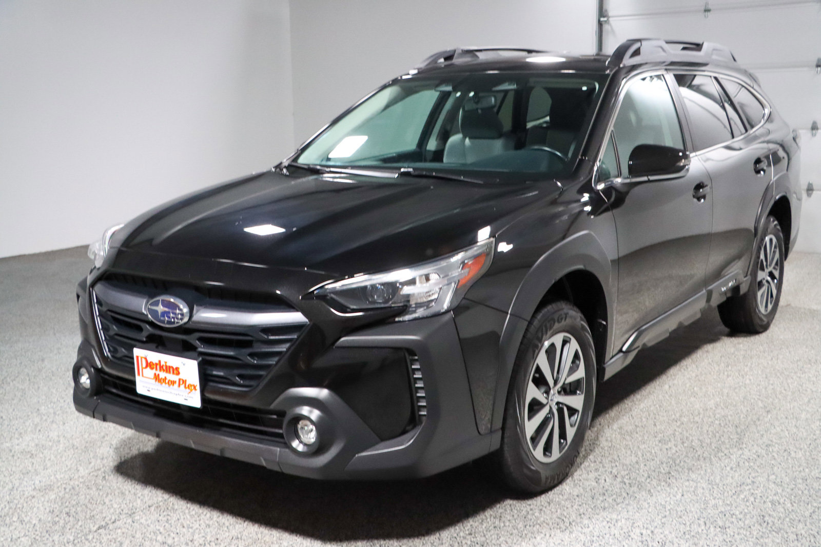 Used 2024 Subaru Outback Premium AWD/4WD image 31