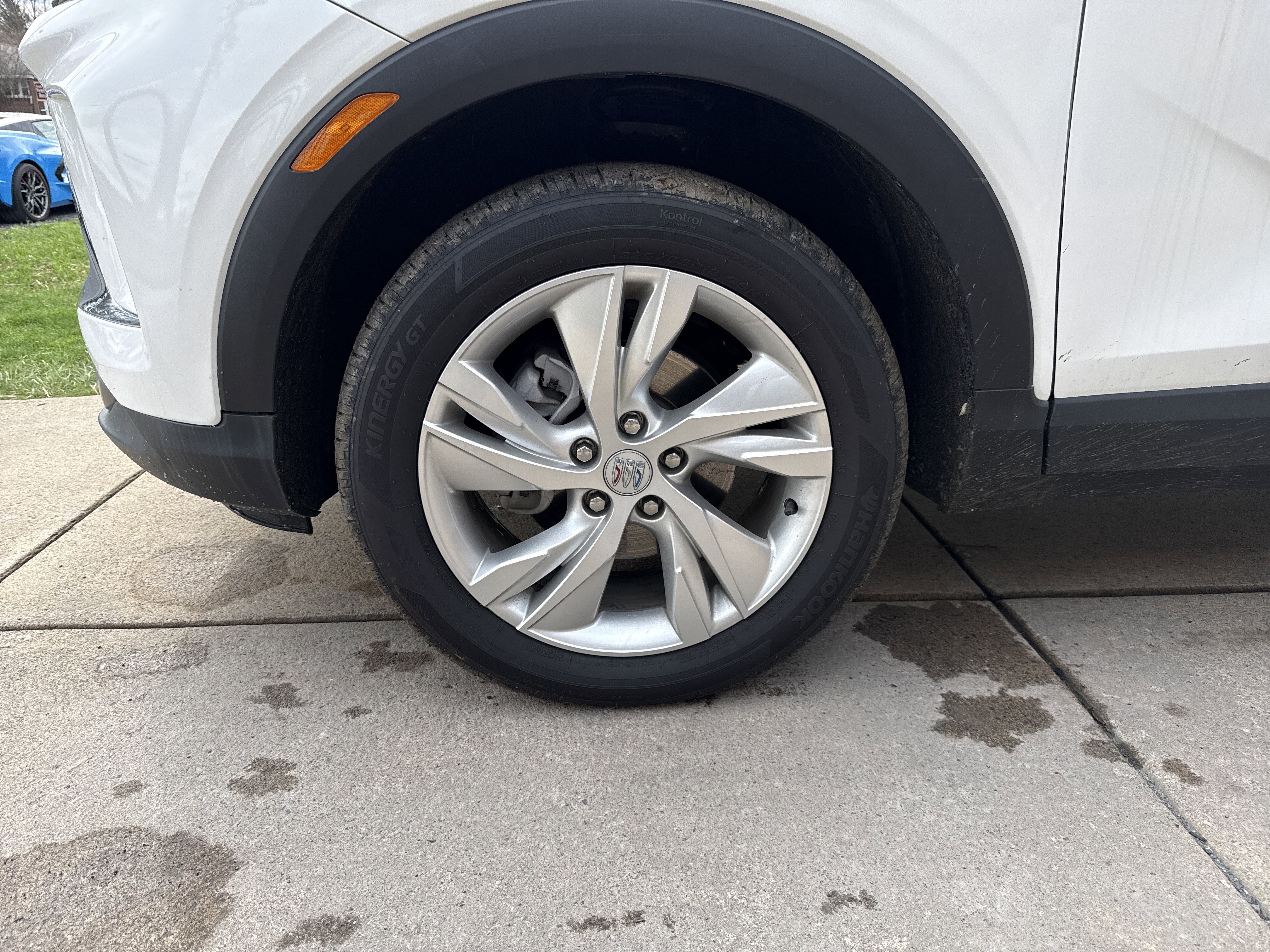 Used 2025 Buick Encore GX Preferred image 28