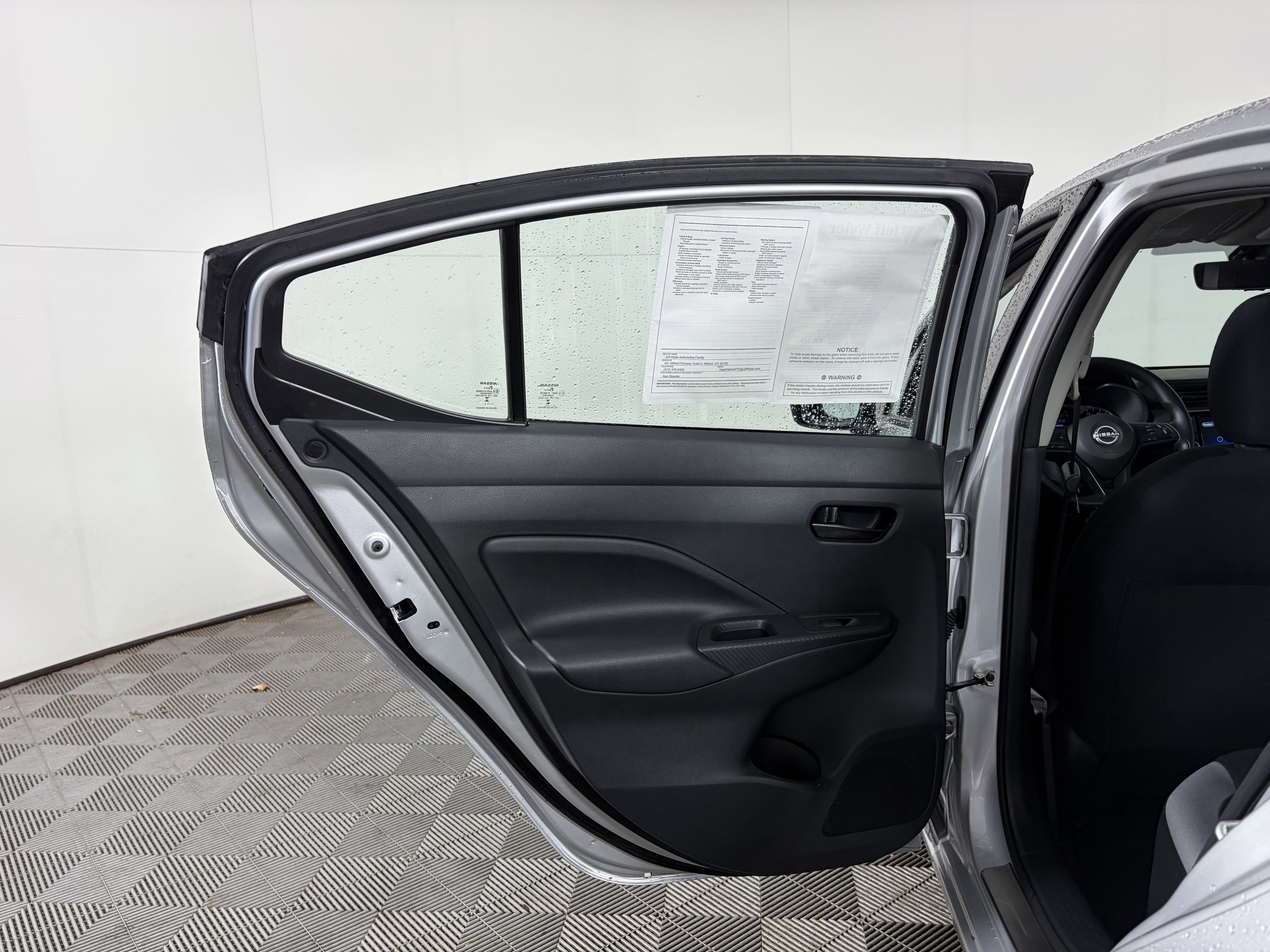 Used 2025 Nissan Versa S w/ Electronics Package FWD image 33