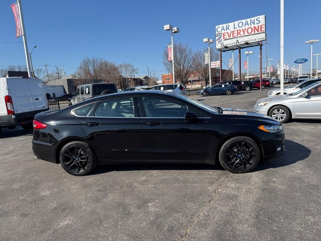 Used 2019 Ford Fusion SE w/ Equipment Group 151A image 5