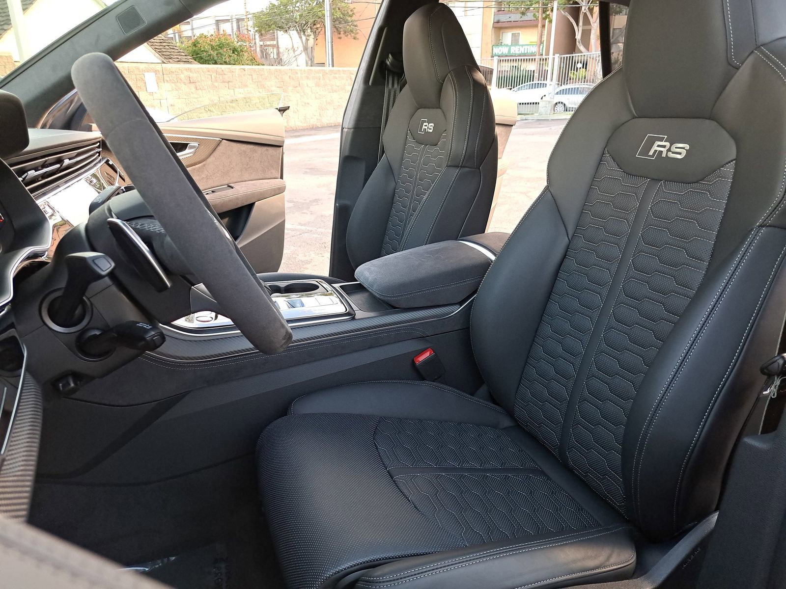 New 2025 Audi RS Q8 performance image 15