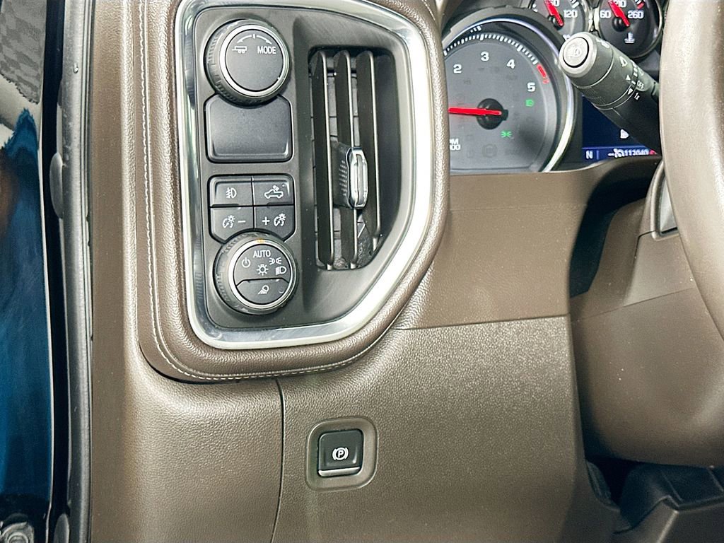 Used 2020 Chevrolet Silverado 2500 LTZ w/ LTZ Texas Edition RWD image 10