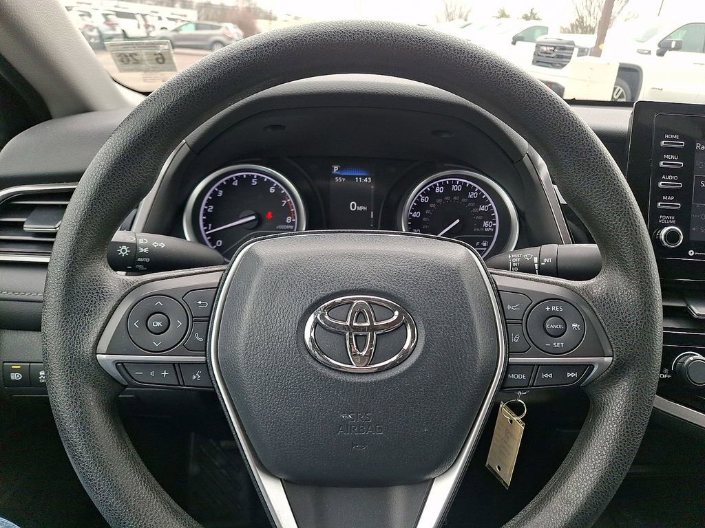 Used 2021 Toyota Camry LE FWD image 18