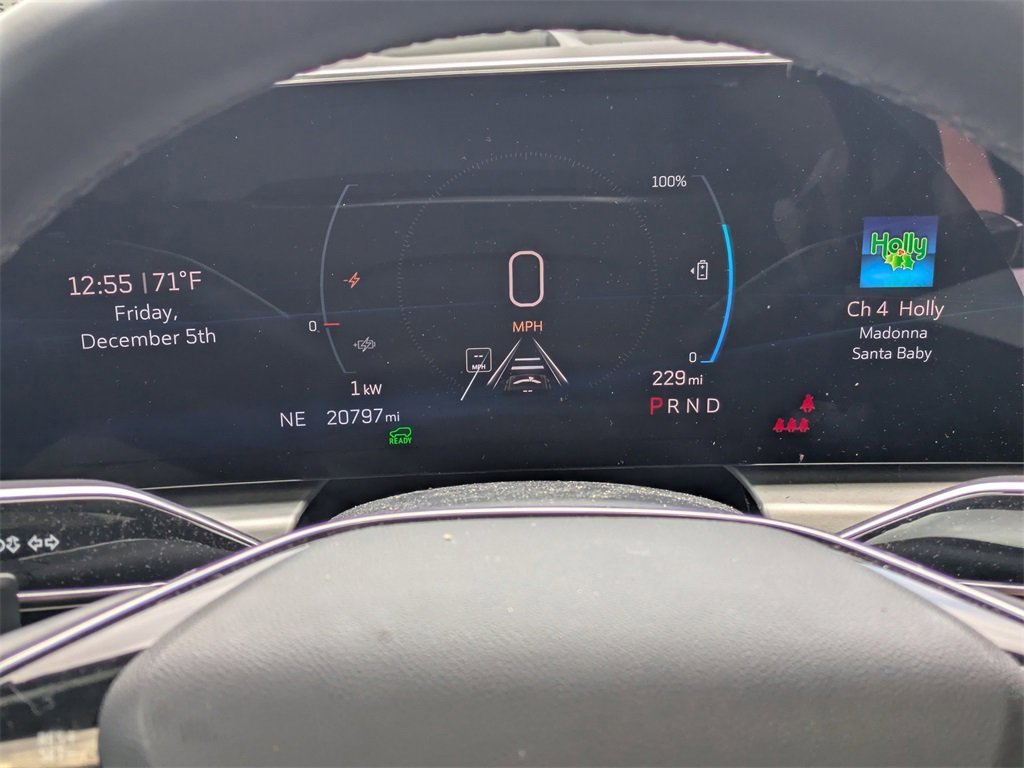 Used 2024 Cadillac Lyriq Luxury image 18