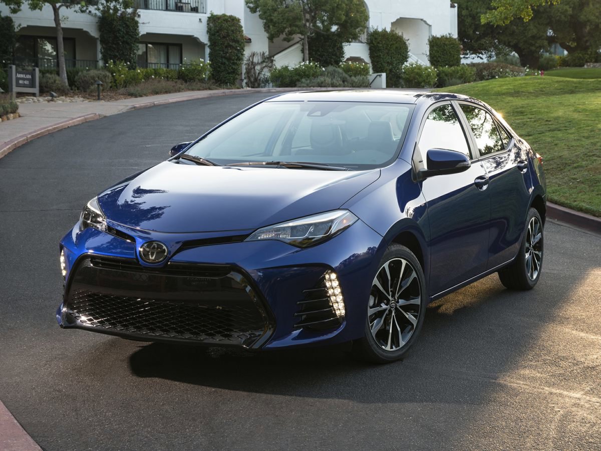 Used 2018 Toyota Corolla SE