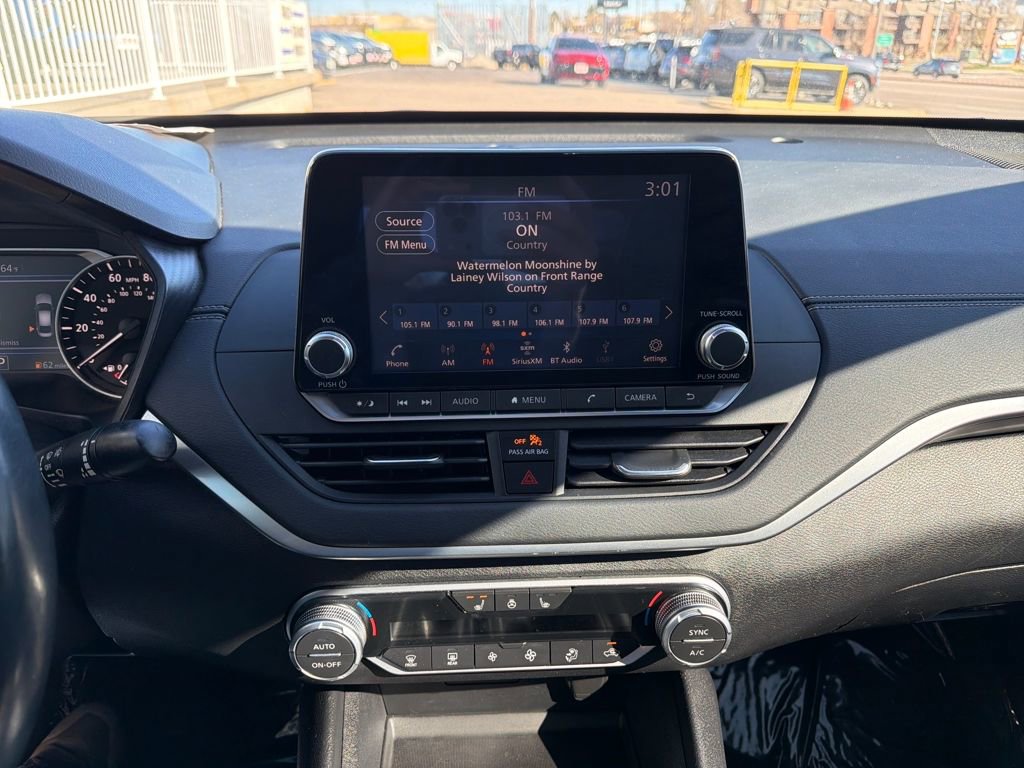 Used 2019 Nissan Altima 2.5 SV image 18