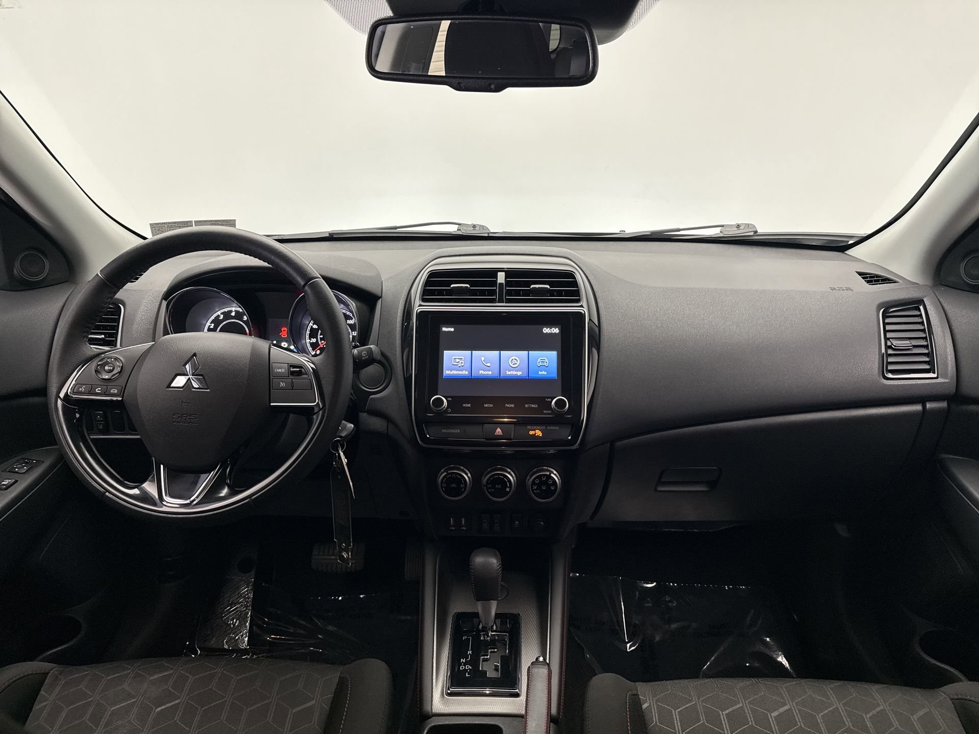 Used 2021 Mitsubishi Outlander Sport LE image 14