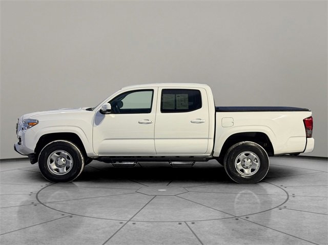 Used 2023 Toyota Tacoma SR image 3