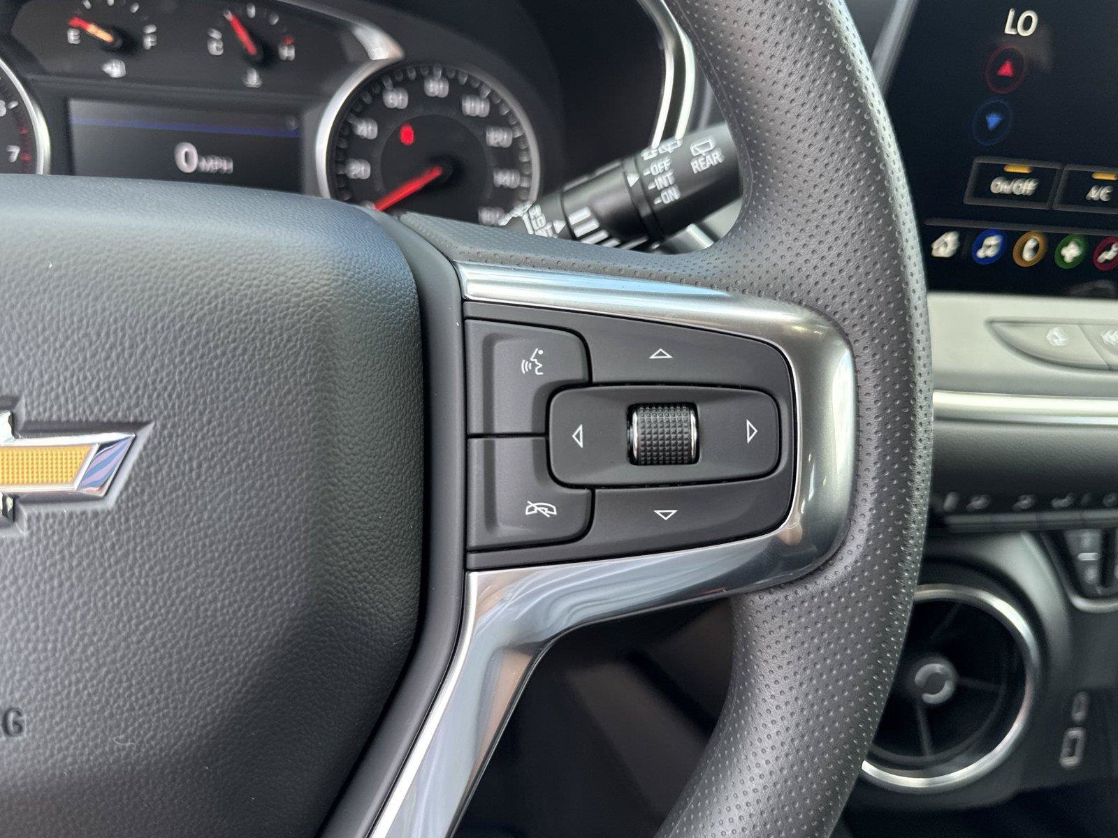 New 2026 Chevrolet Blazer LT w/ Convenience Package FWD image 22