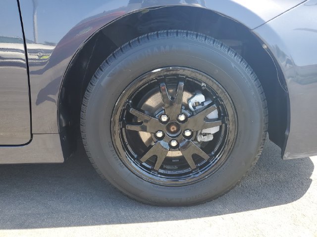 Used 2014 Toyota Prius Three w/ Solar Roof Package FWD image 6