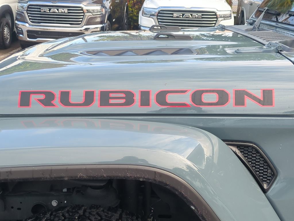 Used 2024 Jeep Gladiator Rubicon image 14