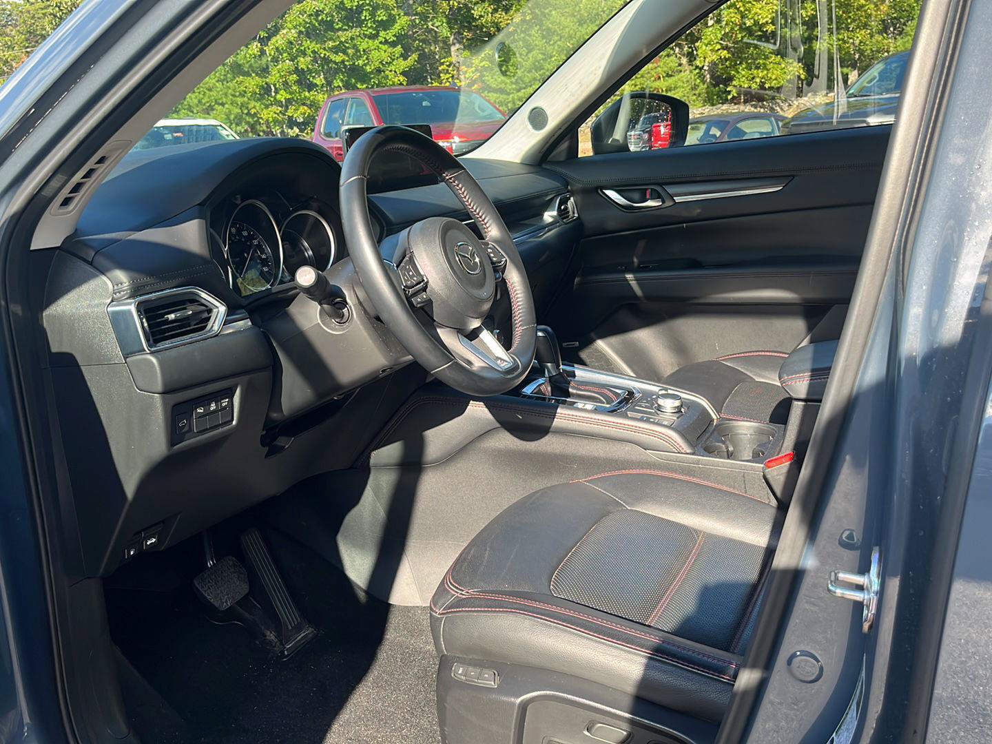 Used 2025 MAZDA CX-5 Carbon Edition AWD/4WD image 10