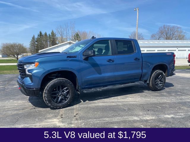 Used 2024 Chevrolet Silverado 1500 LT Trail Boss w/ Convenience Package II AWD/4WD image 2